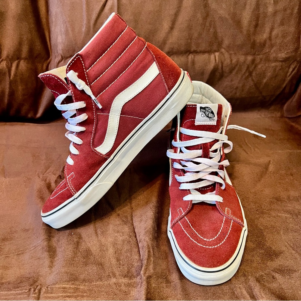 Vans #1 Skate Shoe | Sk-8 Hi Red/White | Men 10.5 / Women 12